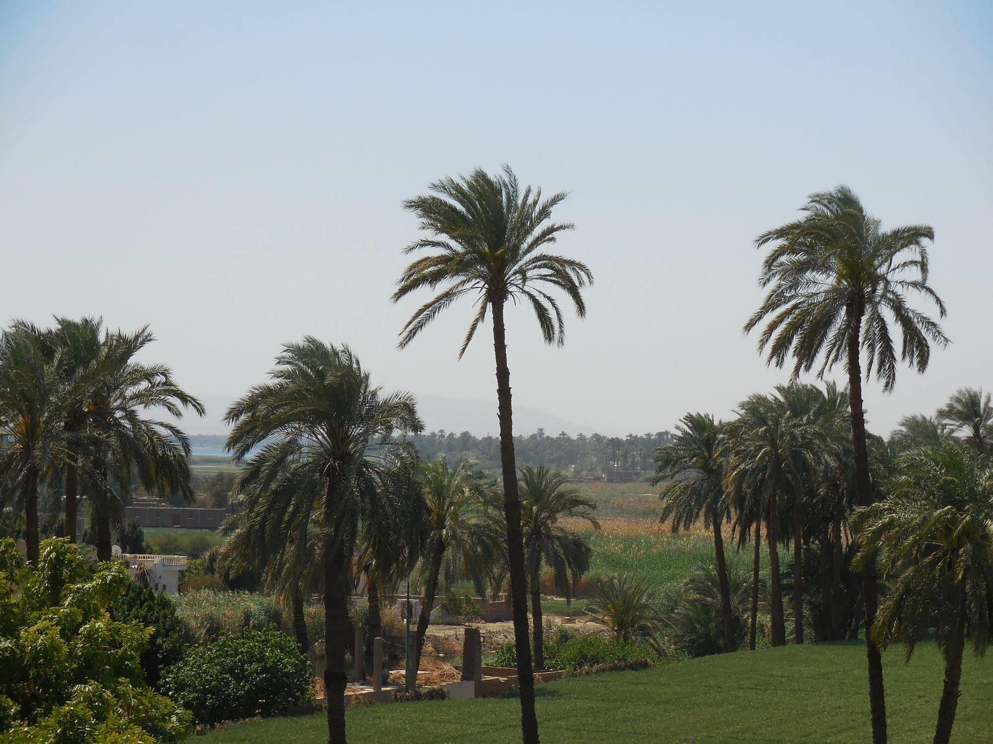 Sheherazade Szálloda Luxor